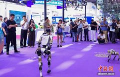 第二十届深圳国际金融博览会启幕 以AI赋能产融协同